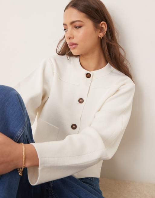 ASOS DESIGN - Gebreid vest met ronde hals, structuur en zakken in crème, 2 van 4