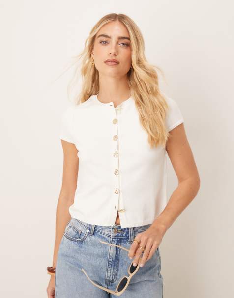 ASOS DESIGN - Gebreid vest met structuur, kapmouwtjes en gouden knopen in crème - view 1