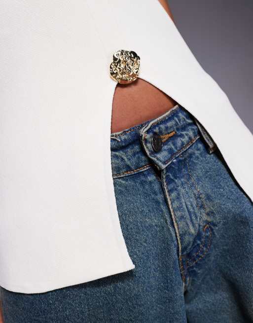 ASOS DESIGN - Gebreide bandeau met gouden knopen in ecru, 4 van 4