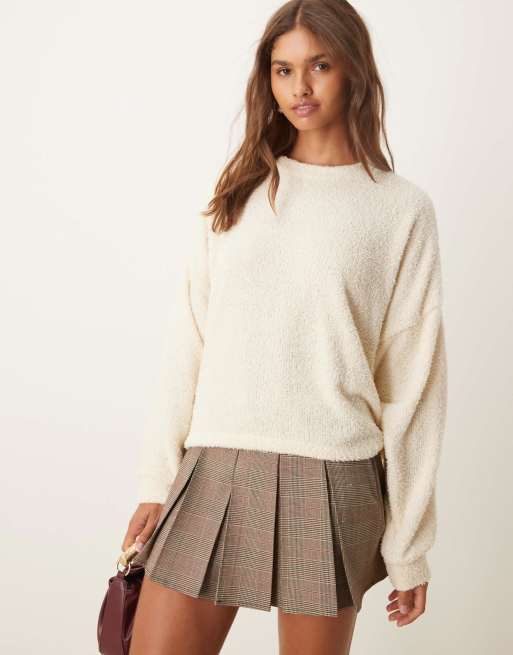 ASOS DESIGN - Gebreide bouclé trui in crème