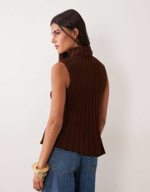 ASOS DESIGN gebreide geribbelde top met hoge hals in chocoladebruin, 4 van 4