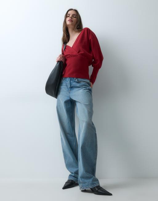 ASOS DESIGN gebreide geribbelde trui met overslag in rood, 2 van 4
