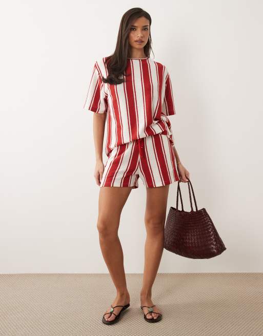 ASOS DESIGN - Gebreide gestreepte jersey shorts in rood en wit, deel van co-ord set, 2 van 5