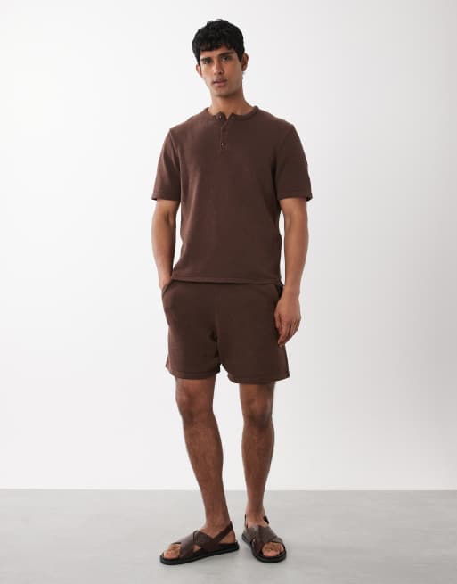 ASOS DESIGN - Gebreide Henley T-shirt in bruin, deel van co-ord set, 2 van 5