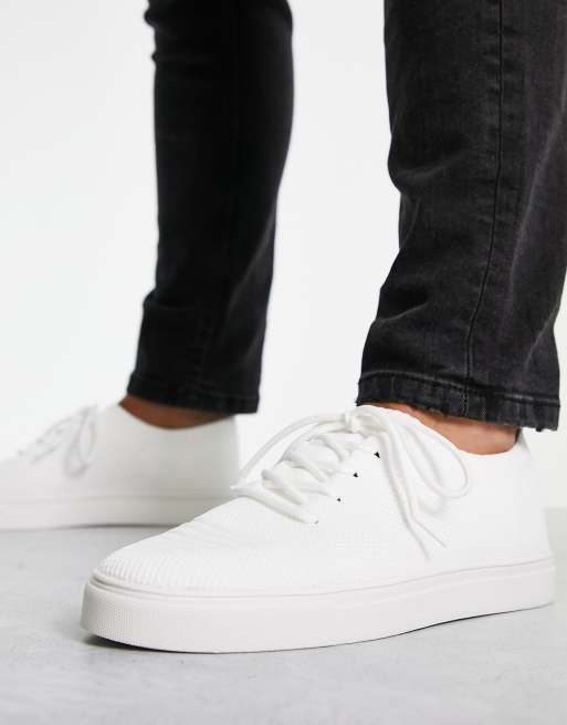 ASOS DESIGN - Gebreide mesh sneakers in wit