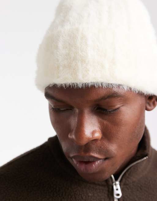 ASOS DESIGN - Gebreide pluizige beanie in naturel, 3 van 3