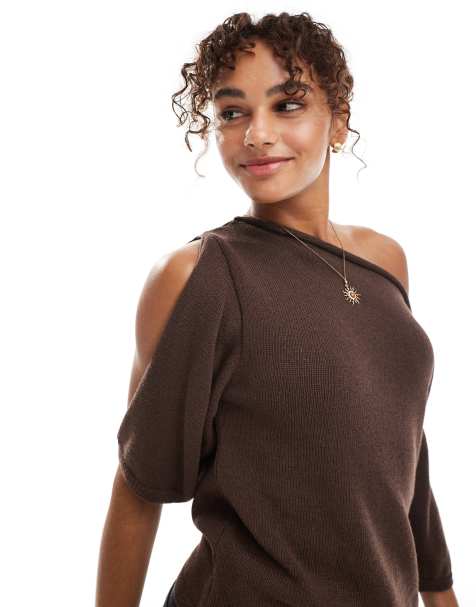 ASOS DESIGN - Gebreide top met blote schouder in bruin - view 1