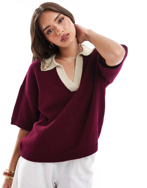 ASOS DESIGN - Gebreide top met contrasterende polo kraag met inkeping in bordeauxrood