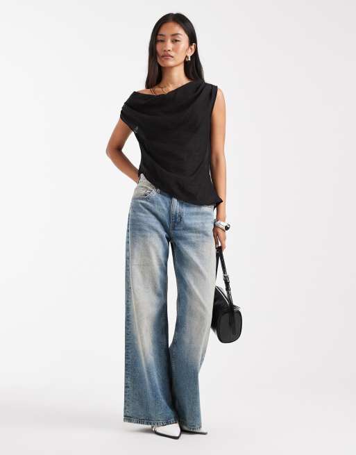 ASOS DESIGN - Gedrapeerde doorschijnende top met blote schouder in zwart, 4 van 4