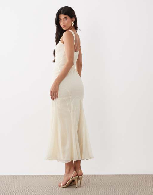 ASOS DESIGN - Gedrapeerde maxi jurk van chiffon met franjes in lichtgeel met stippen, 2 van 4