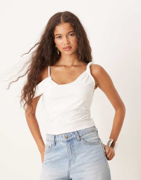 ASOS DESIGN - Gedrapeerde top met draai en blote schouder in ivoorwit - view 1