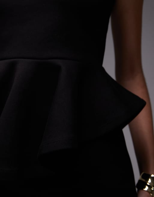 ASOS DESIGN - Gedrapeerde top met peplum zoom en blote schouder in zwart, 4 van 4