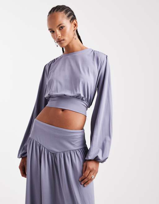 ASOS DESIGN - Gedrapeerde top van gladde stof met ballonmouwen en gestrikte achterkant in grijs, deel van co-ord set