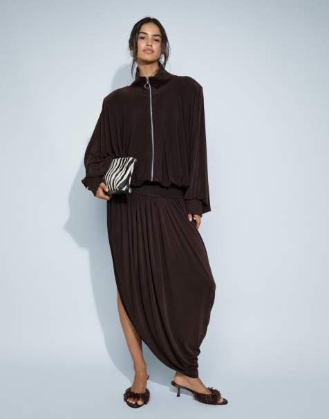 ASOS DESIGN - Gedrapeerde volumineuze maxi rok in bruin, deel van co-ord set - view 1