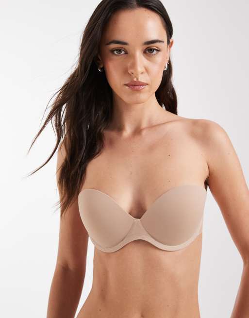 ASOS DESIGN – Geformter, trägerloser, rückenfreier BH mit angeklebtem Flügel in Beige, 3 von 4