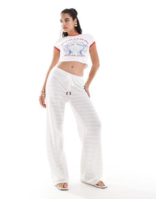ASOS DESIGN - Gehaakte broek met wijde pijpen en trekkoord met houten kralen in de taille in ecru