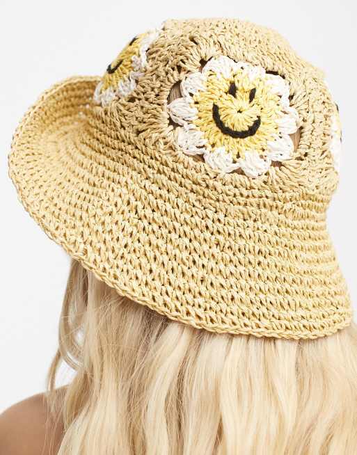 ASOS DESIGN - Gehaakte bucket hat van stro met smiley 
