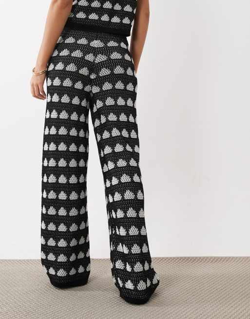 ASOS DESIGN - Gehaakte gebreide strandbroek met stippen, deel van co-ord set, 3 van 5