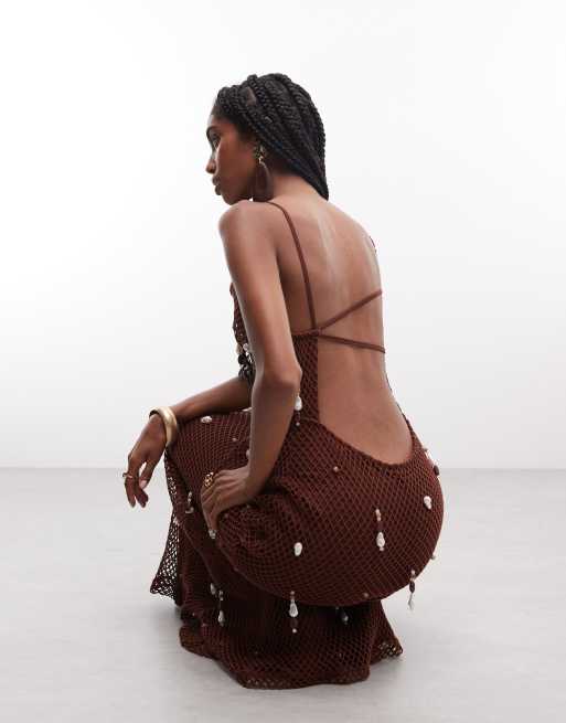 ASOS DESIGN - Gehaakte maxi jurk met versiering en parels in chocoladebruin, 2 van 7