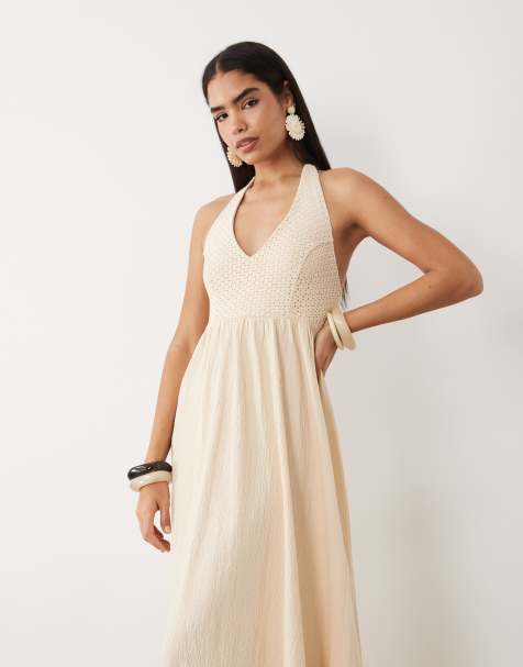 ASOS DESIGN - Gehaakte midi-jurk met halternek in neutraal - view 1