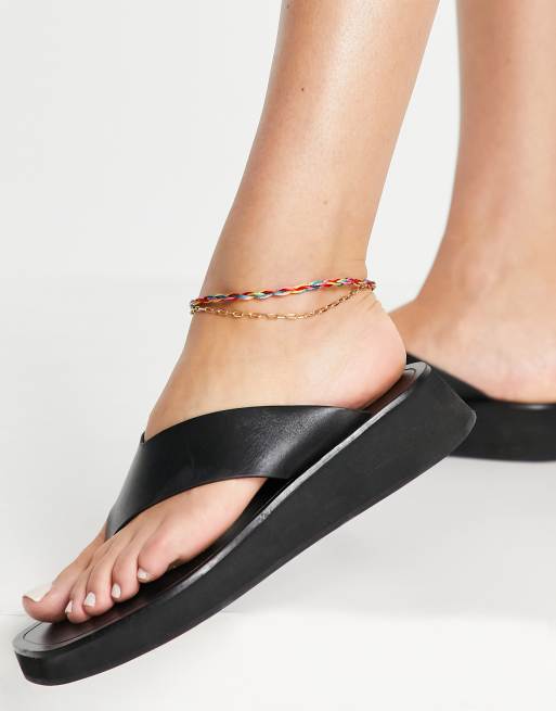 ASOS DESIGN - Gelaagd enkelbandje met gedraaid koord en fijne schakelketting in goud