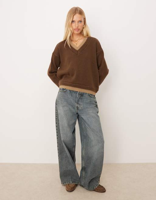 ASOS DESIGN - Gelaagde gebreide trui met V-hals in bruin, 4 van 4