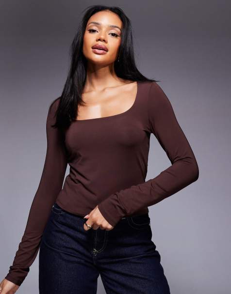 ASOS DESIGN - Gelaagde top met lange wijde mouwen en brede vierkante hals in chocoladebruin - view 1