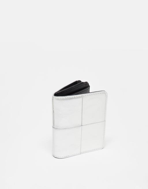 ASOS DESIGN – Geldbörse aus Kunstleder in Silber