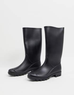 ASOS DESIGN Genie pull on rubber boots in matte black