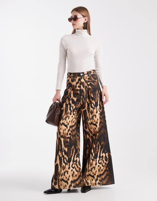 ASOS DESIGN - Gennemsigtig marineblå longline-top med rullekrave, 3 af 4