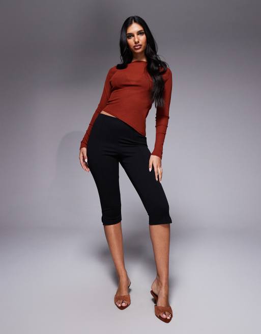 ASOS DESIGN - Gennemsigtigt og tætsiddende rustrød top med asymmetrisk kant og lange ærmer, 4 af 4