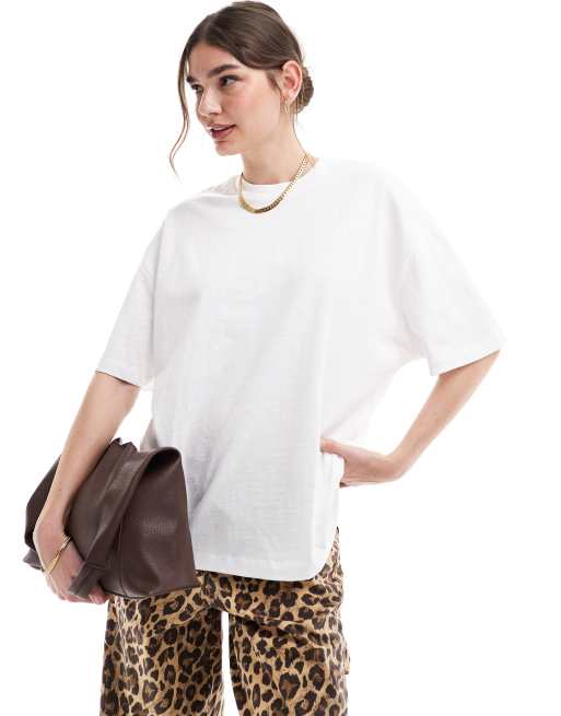 ASOS DESIGN – Genopptes Oversize-T-Shirt in Weiß