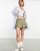 Thumbnail 1 van 5