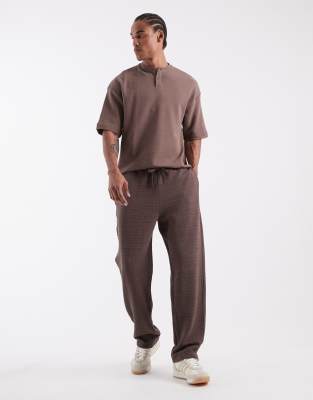 Gerade geschnittene Jogginghose in Braun Braun M