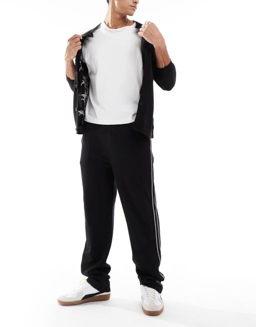 ASOS DESIGN – Gerade geschnittene Jogginghose in Schwarz mit seitlichem Zierstreifen, 5 von 5