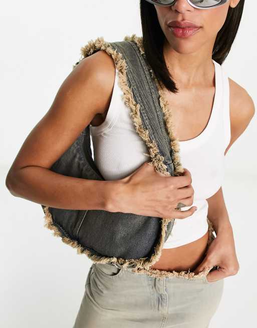 ASOS DESIGN - Gerafelde denim schoudertas in blauw