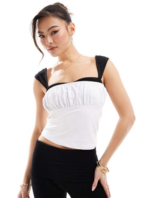 ASOS DESIGN – Gerafftes Camisole in Elfenbein mit kontrastierender Brustpartie