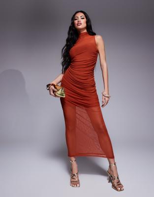 ASOS DESIGN - Gerafftes, drapiertes Midikleid aus Netzstoff in Rostrot mit Stehkragen