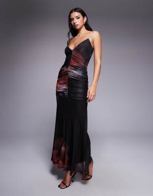 ASOS DESIGN - Gerafftes Maxikleid aus Netzstoff mit dunklem Blumenmuster-Bunt