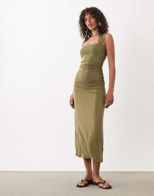 ASOS DESIGN – Gerafftes Midi-Freizeitkleid in Grün, 2 von 4