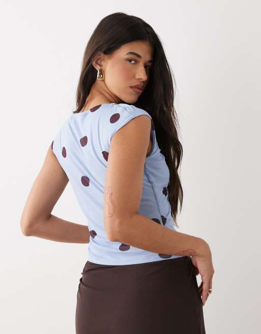 ASOS DESIGN – Gerafftes Oberteil aus bedrucktem Netzstoff mit Punktemuster, 4 von 4