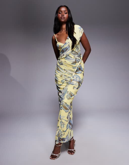 ASOS DESIGN – Gerafftes One-Shoulder-Maxikleid aus Netzstoff in Gelb mit Blumenprint