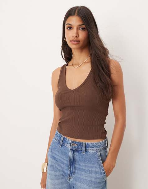 ASOS DESIGN - Geribbeld hemdje met V-hals in chocoladebruin - view 1