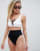 Thumbnail 1 van 4