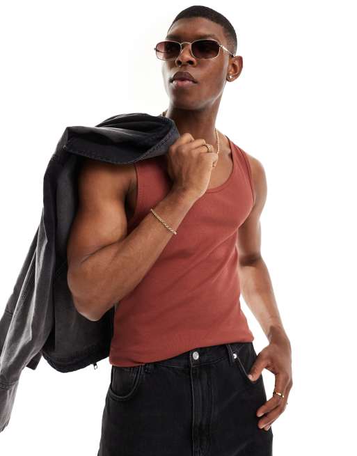 ASOS DESIGN - Geribbeld muscle fit hemd in bruin
