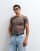 Thumbnail 1 van 5