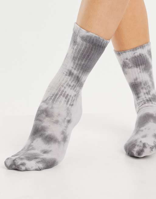 ASOS DESIGN - Geribbelde sokken tot aan de kuit in grijze tie-dye, 2 van 4