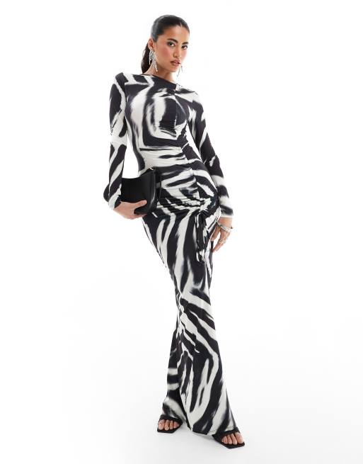 ASOS DESIGN - Gerimpelde maxi jurk met lange mouwen, trekkoord en abstracte zebraprint, 2 van 4