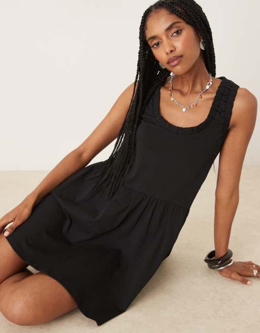 ASOS DESIGN - Gerimpelde mini jurk met lage ronde hals in zwart, 3 van 4