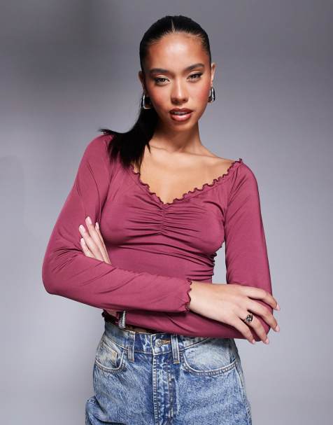 ASOS DESIGN - Gerimpelde top met lange mouwen en golvende zoom in bordeauxrood - view 1